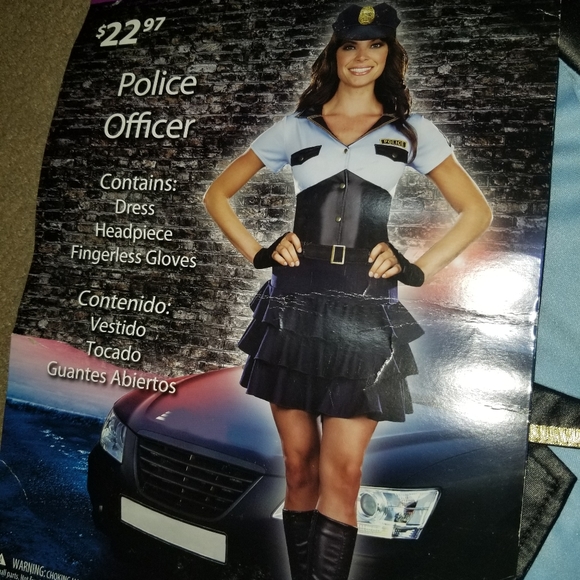 Costume - Picture 2 of 2